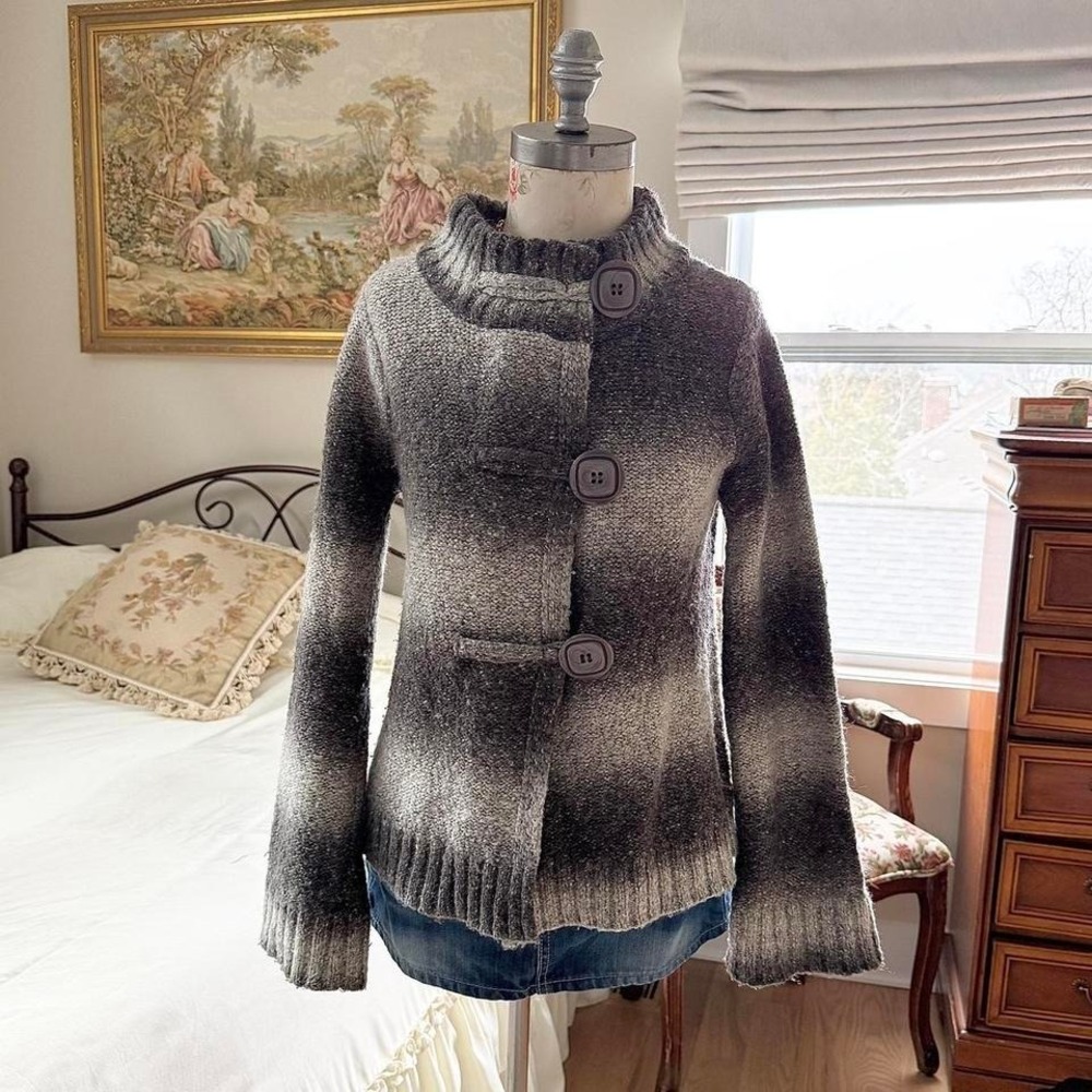 cozy boho‎ sweater  y2k onea medium cozy gradient knit sweater